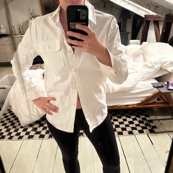 Long sleeve white button down - Picture 2 of 2